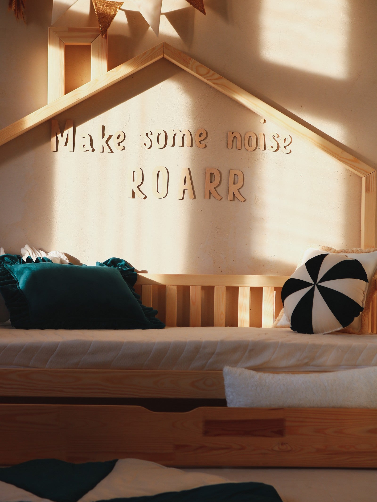Wooden Wall Sign - Make Some Noise ROARR