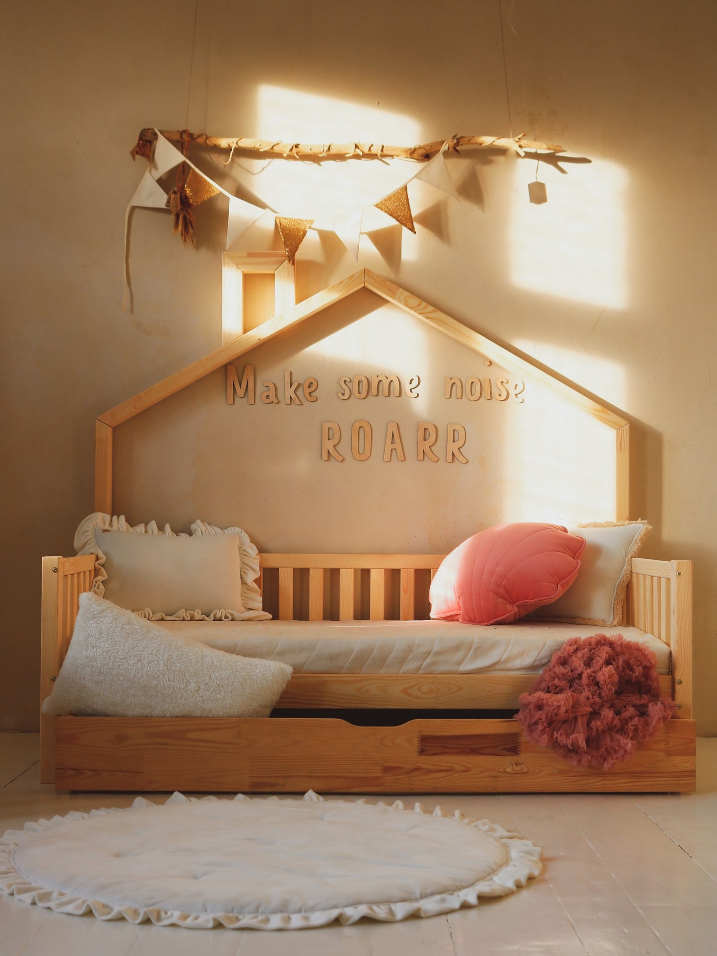 Wooden Wall Sign - Make Some Noise ROARR